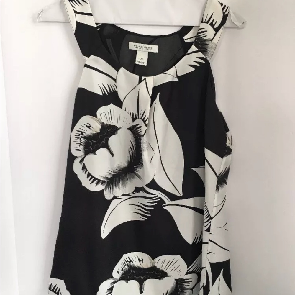 White House Black Market silk floral blouse 0 - Picture 2 of 8